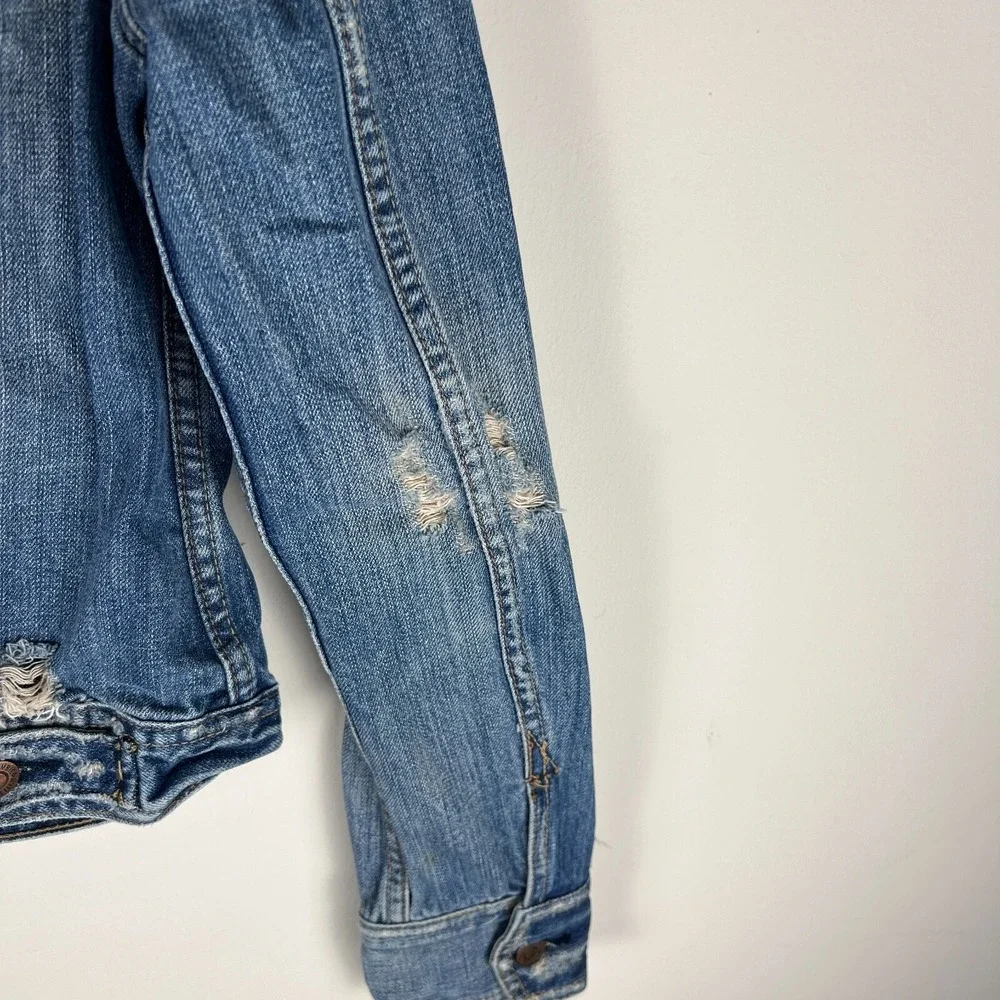 Abercrombie & Fitch Distressed Denim Jean Jacket Girls Size Medium‎ 17.5x20.5